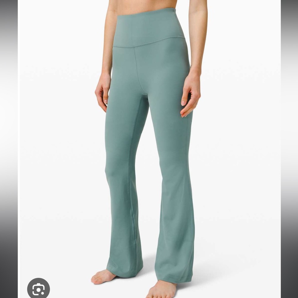 Groove Super-High-Rise Flared Pant Nulu